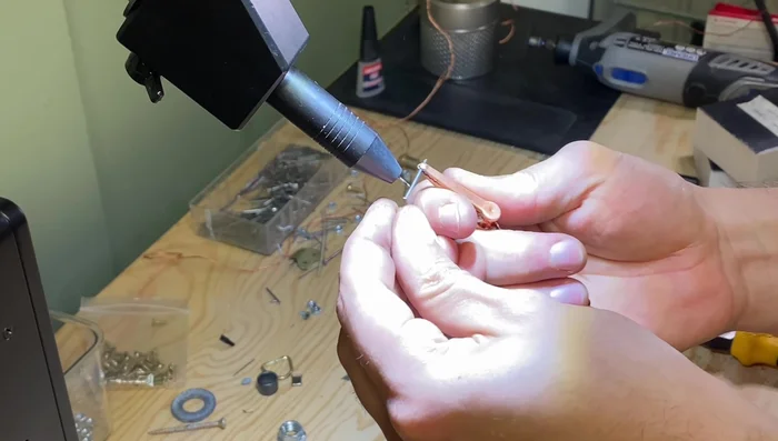 Adjust the head angle for a slight tilt.