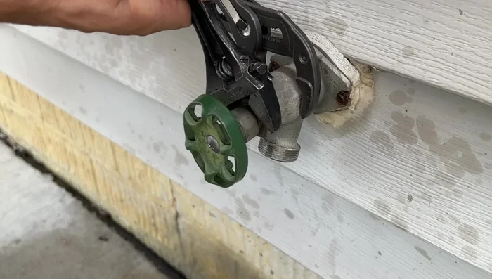Turn the water back on.