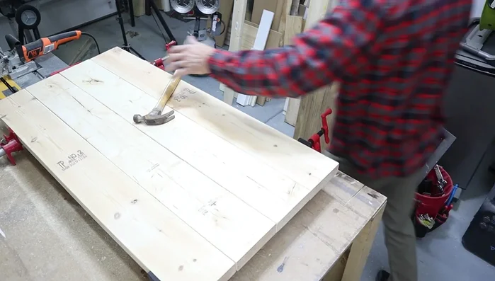 Clamp and secure the glued table top.