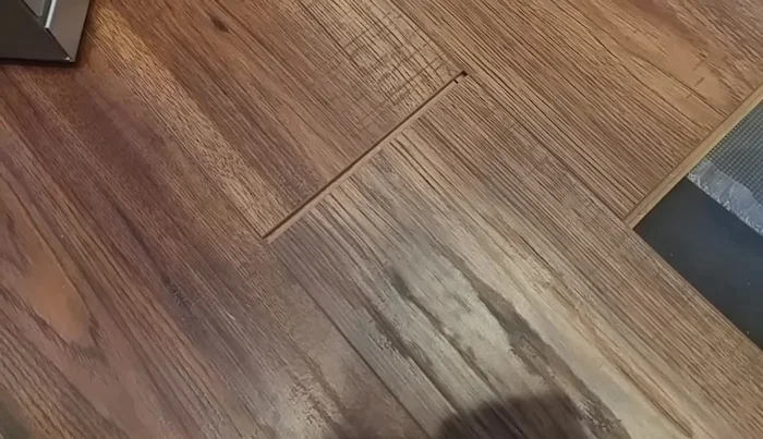 Glue stubborn joints: For any broken tongue and groove connections, apply wood glue to the edges, ensuring a tight seal.