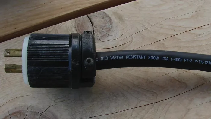 Size your generator cord appropriately. For a 30-amp generator, use a number 10 gauge wire. This should be a permanently connected cord, avoiding the hassle of searching for a cord during a power outage.