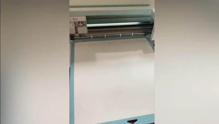 Making a simple circle insert from Dollar Tree cardboard to use with Cricut Maker stencils.