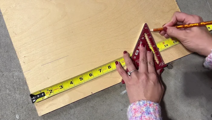 Add bottom supports to ensure stability.