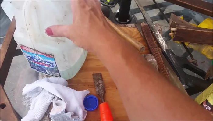 Remove old glue using a wood file or sandpaper.