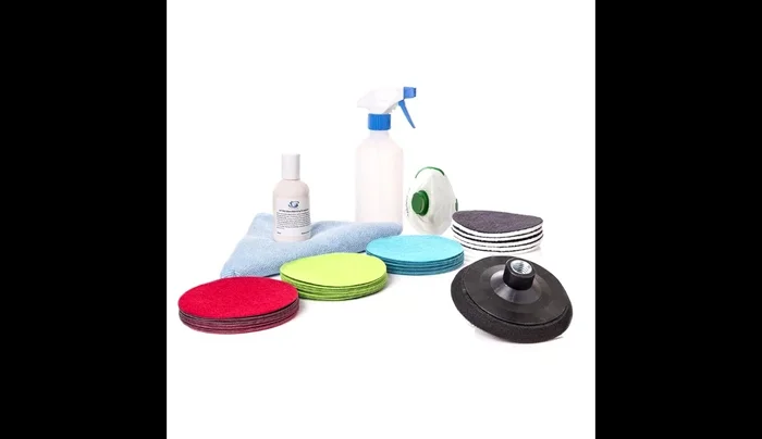 Scratch removal from the glass surface using the GP with starter kit. Clean the treated area.