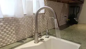 How to Install a Single Hole Kitchen Faucet: A Step-by-Step Guide