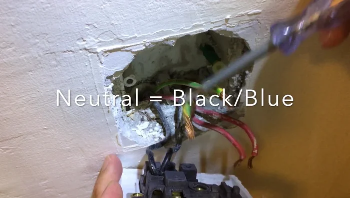 Securely install the new wall socket.