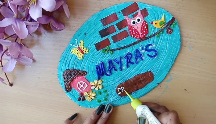 Use 3D outliner to add details.