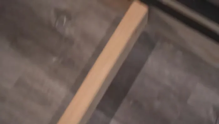 Attach center support.