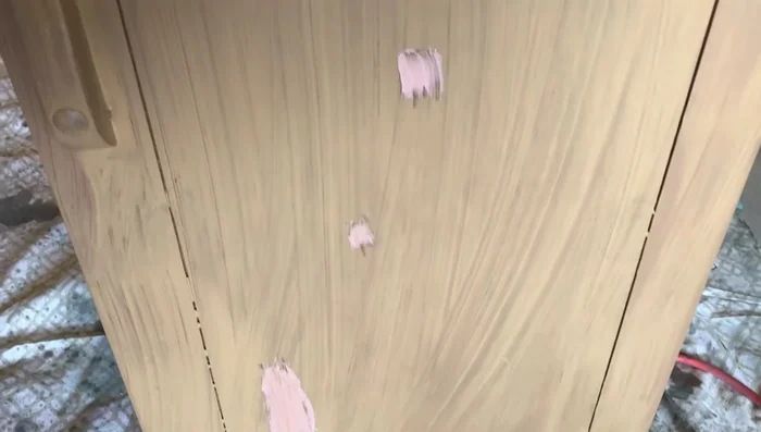 Patch any holes using bondo, sand smooth, and apply a second coat of paint (Savannah).