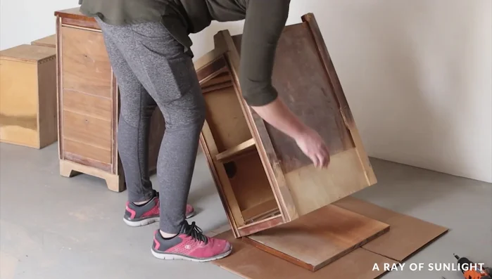 Replace any missing drawer stoppers.