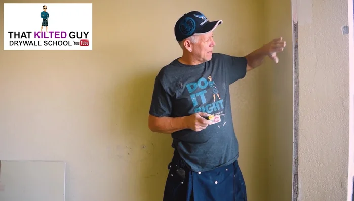 Apply thin fiber fuse tape to the edge of the corner bead. Press firmly.