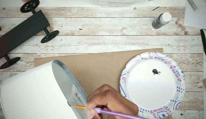 Add a custom label to the back of the planter (optional).