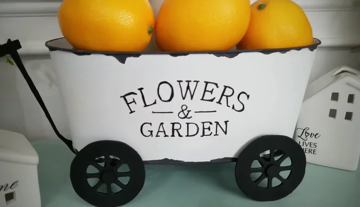 Add your desired decor to the planter.