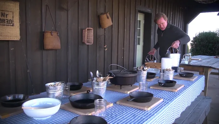 Prepare beverages: Fill larger pales with ice and beverages.