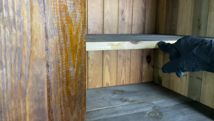 Apply shoe polish to tone down the brightness of newly cut wood for a more aesthetically pleasing look.