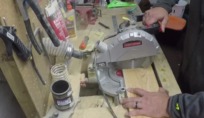 Clean up one end of each bottom support board.