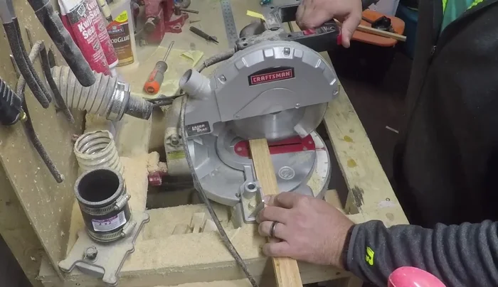 Clean up one end of each bottom support board.