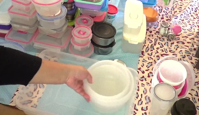 Place Lids Separately (for easy access):