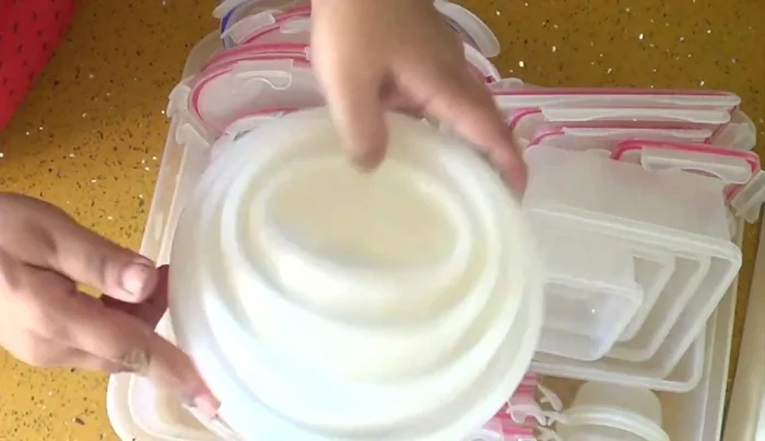 Place Lids Separately (for easy access):