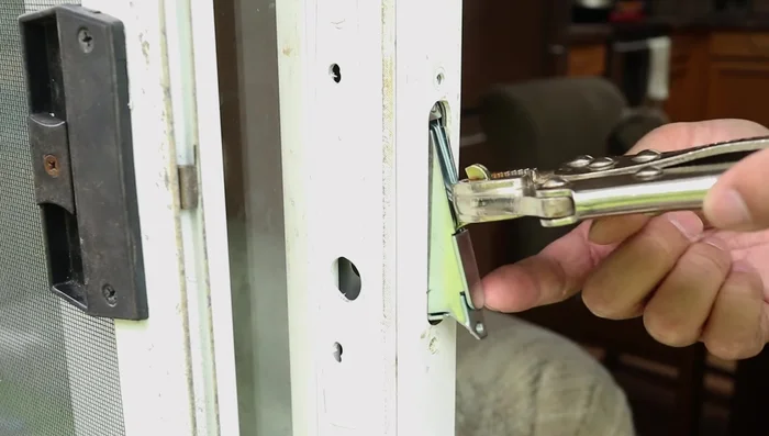 Remove the vice grips.