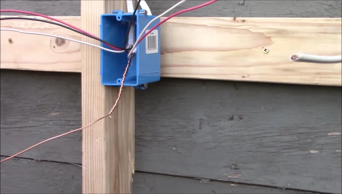 Connect neutral wires together and place them in the back of the box.