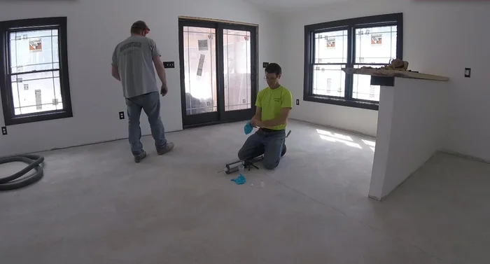 Purge a small amount of material to ensure thorough mixing.