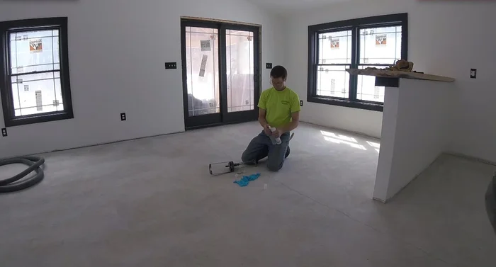 Purge a small amount of material to ensure thorough mixing.