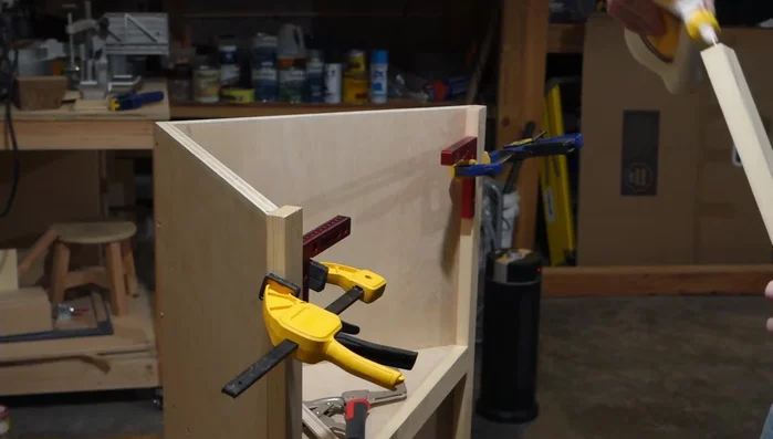 Attach the top faceboard using pocket screws.