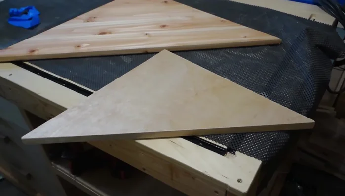 Apply a clear polyurethane finish to the adjustable shelf and top.