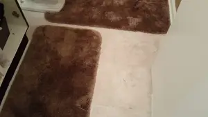 DIY Custom Bathroom Rug: Seamless Fit & No-Shred Technique