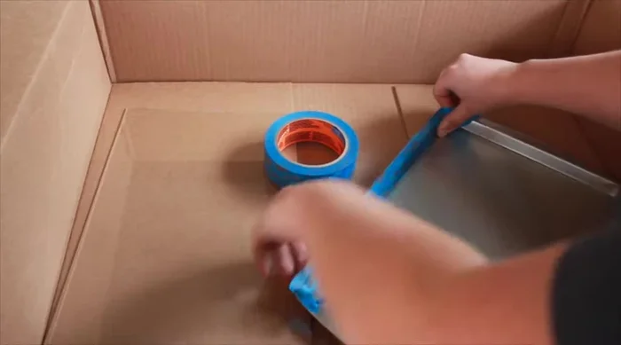 Allow the primer to dry for 10 minutes, then add a second coat. Allow to dry for another 10 minutes.