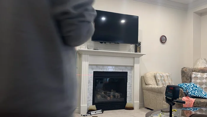 Choose Molding and Set Miter Saw to 45 Degrees: