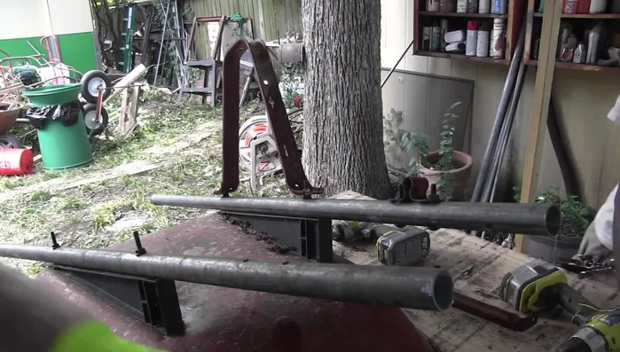 Attach the wheelbarrow brackets