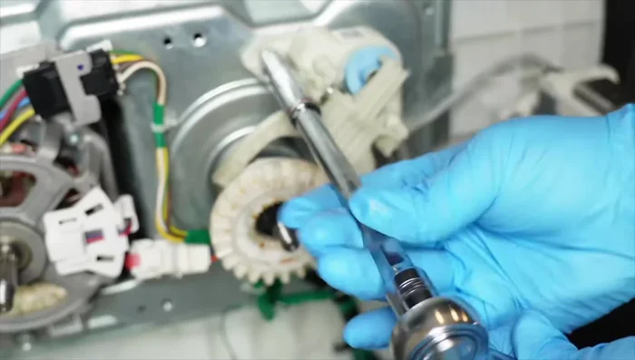 Test the shifter using a multimeter set to ohms resistance. Replace if necessary. (Check the schematic for correct resistance values).