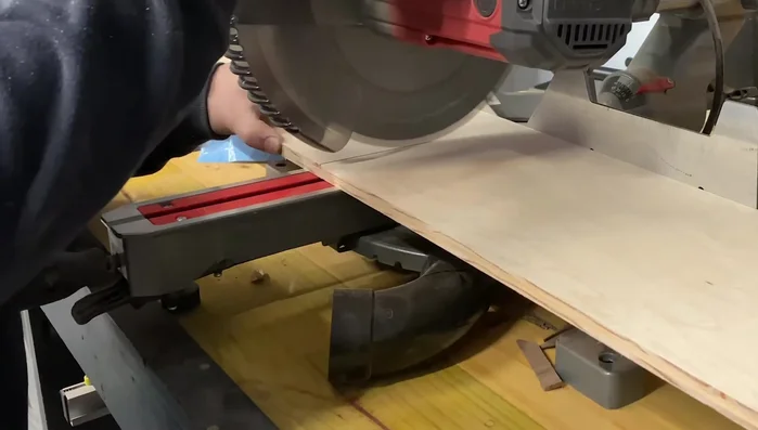 Refine the width of all pieces using the miter saw.