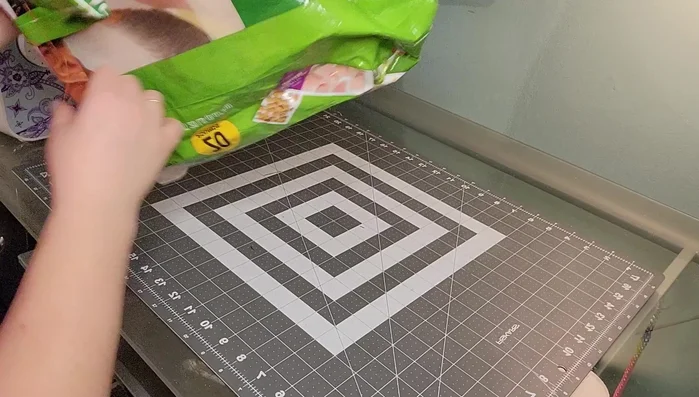 Turn the bag right side out, and carefully shape the corners to finish.