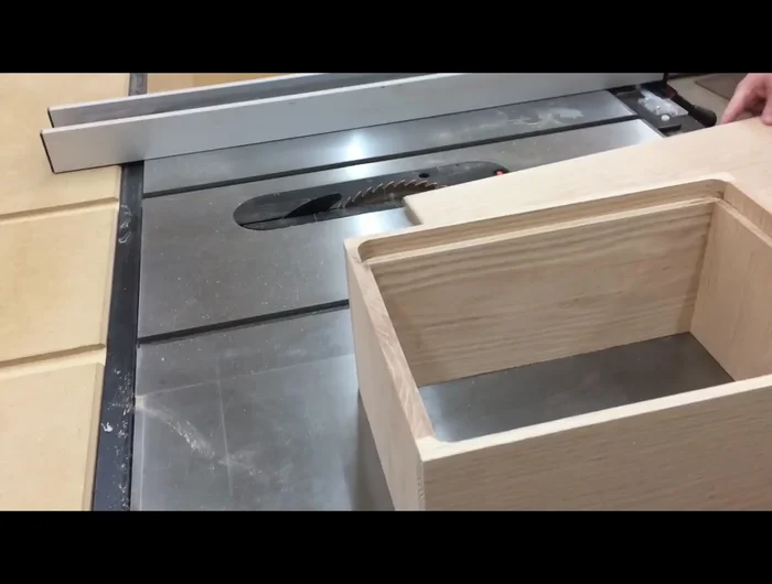 Glue the bottom into the box.