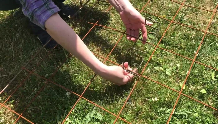 Remove the inner springs.