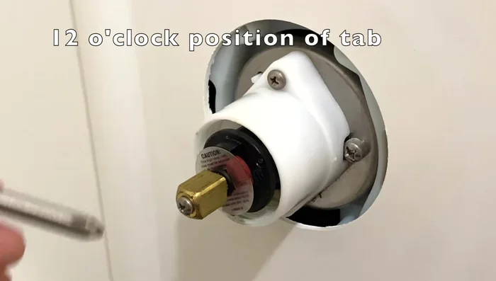 Remove the collar screws.