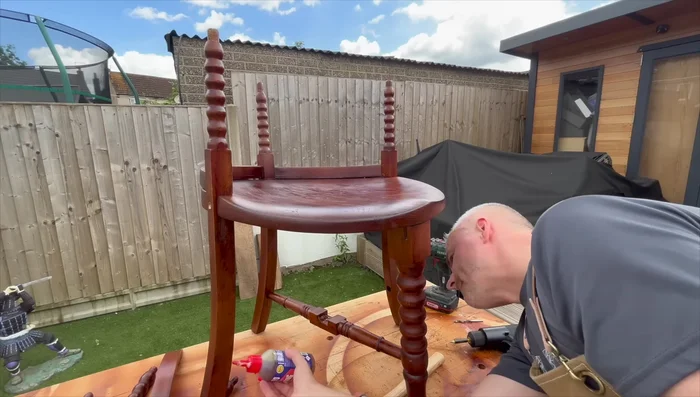 Leveling the legs by sanding