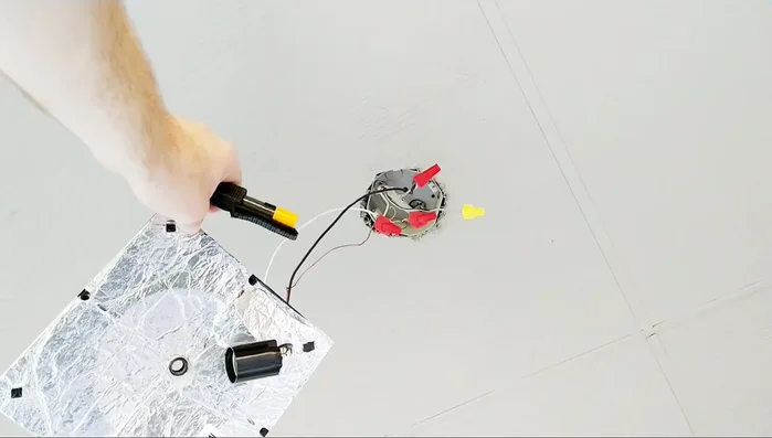 Clean the ground wire. Remove any paint from the ground wire to ensure a good connection.