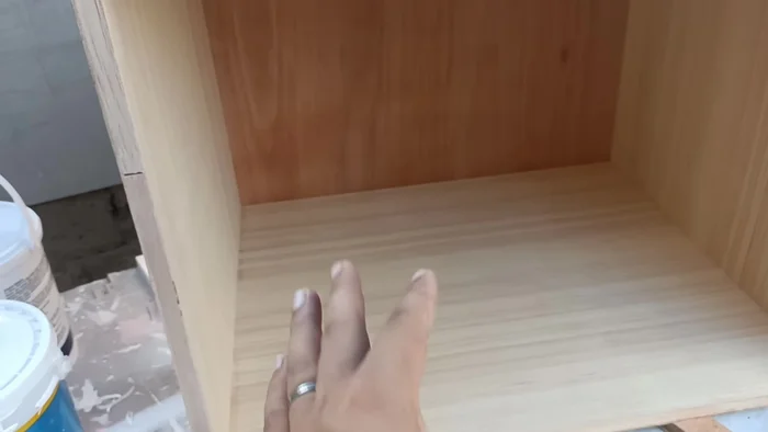 Apply a top coat using Davis aqua gloss for a water-based, quick-drying finish.