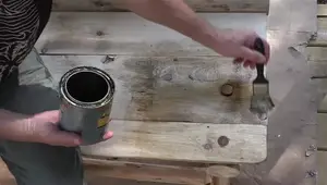 DIY Multi-Use Log Bench: Cabin Comfort Inside & Out