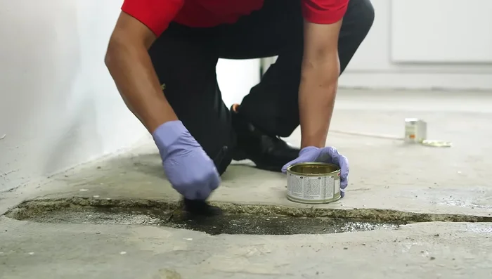 Prime (optional): For crack/patch repairs, a primer usually isn't needed. However, for thin screeds, intricate repairs, step nosings, broken edges, joints, and smooth non-porous surfaces, use WCO Tacco primer.
