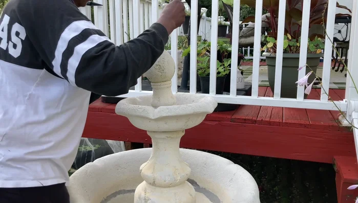 Allow the putty to dry completely.