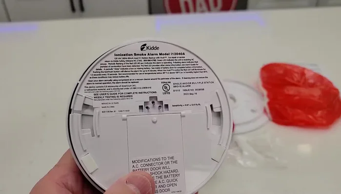 Apply dust cover during construction to prevent false alarms.