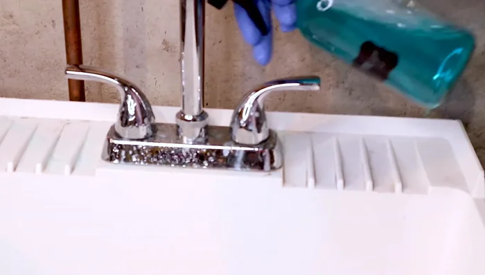 After three hours, use dish soap to clean the faucet.