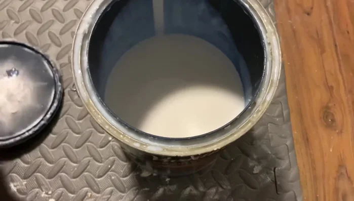 Apply a durable top coat of Verithin Diamond Wood Finish in satin to protect the paint.