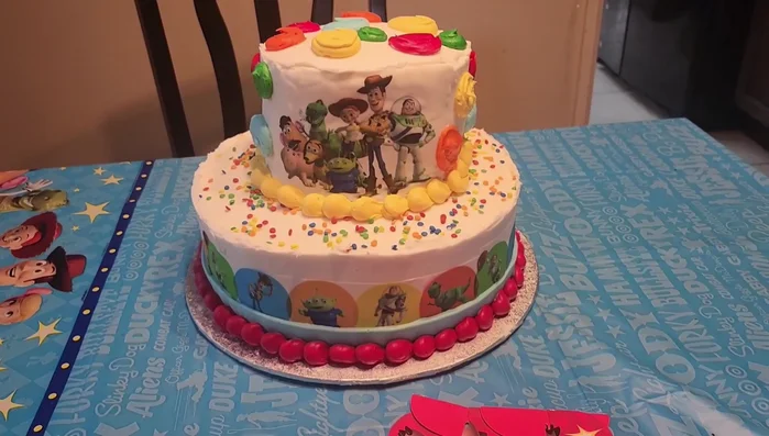 Prepare and Serve the Cake